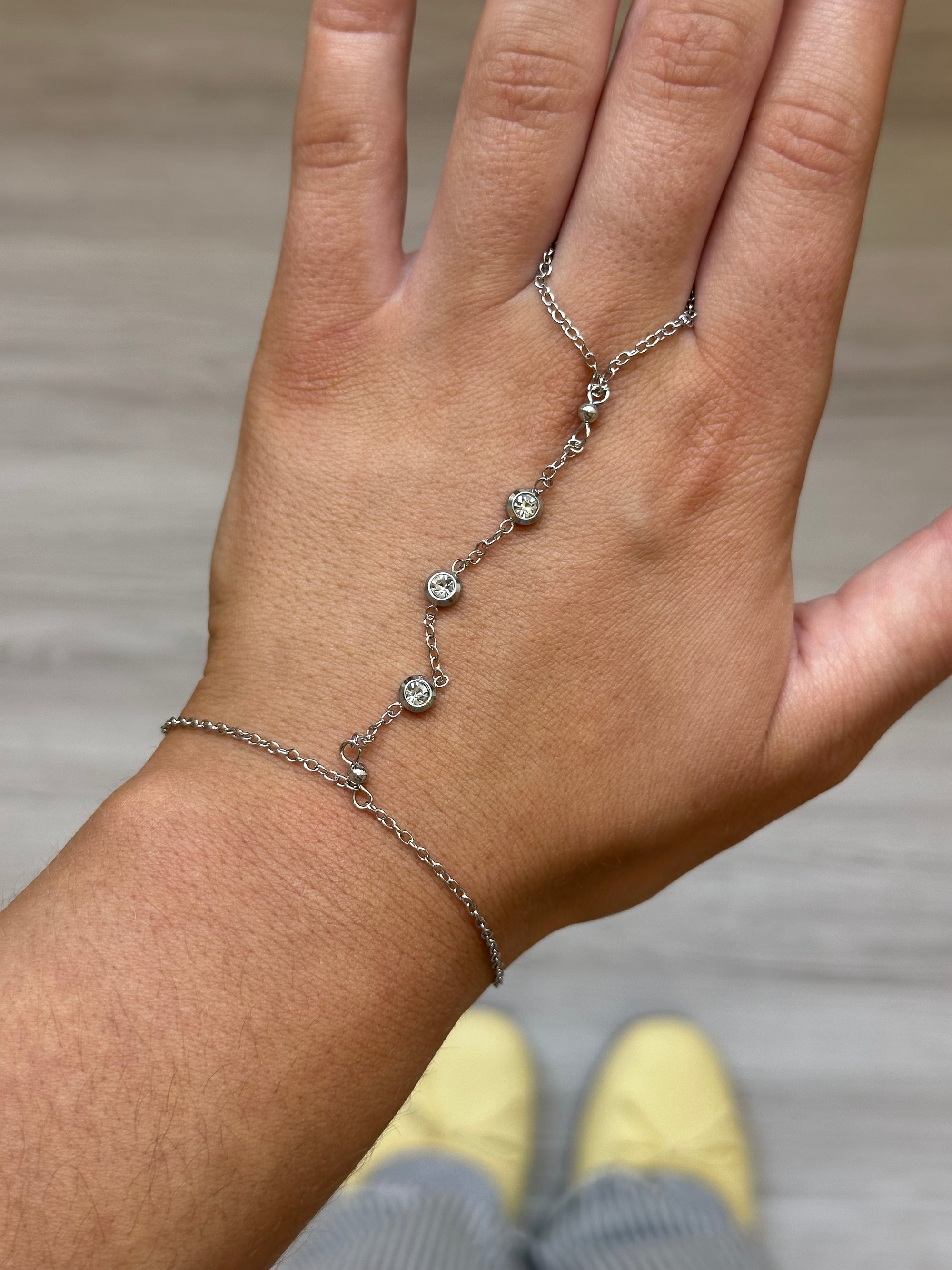 Marlow Hand Chain Silver