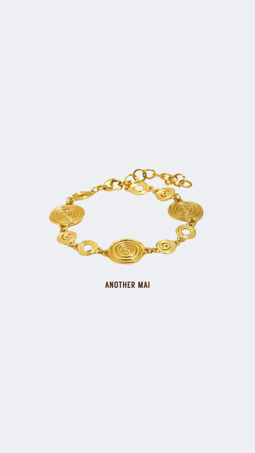 Suki Swirl Gold Bracelet