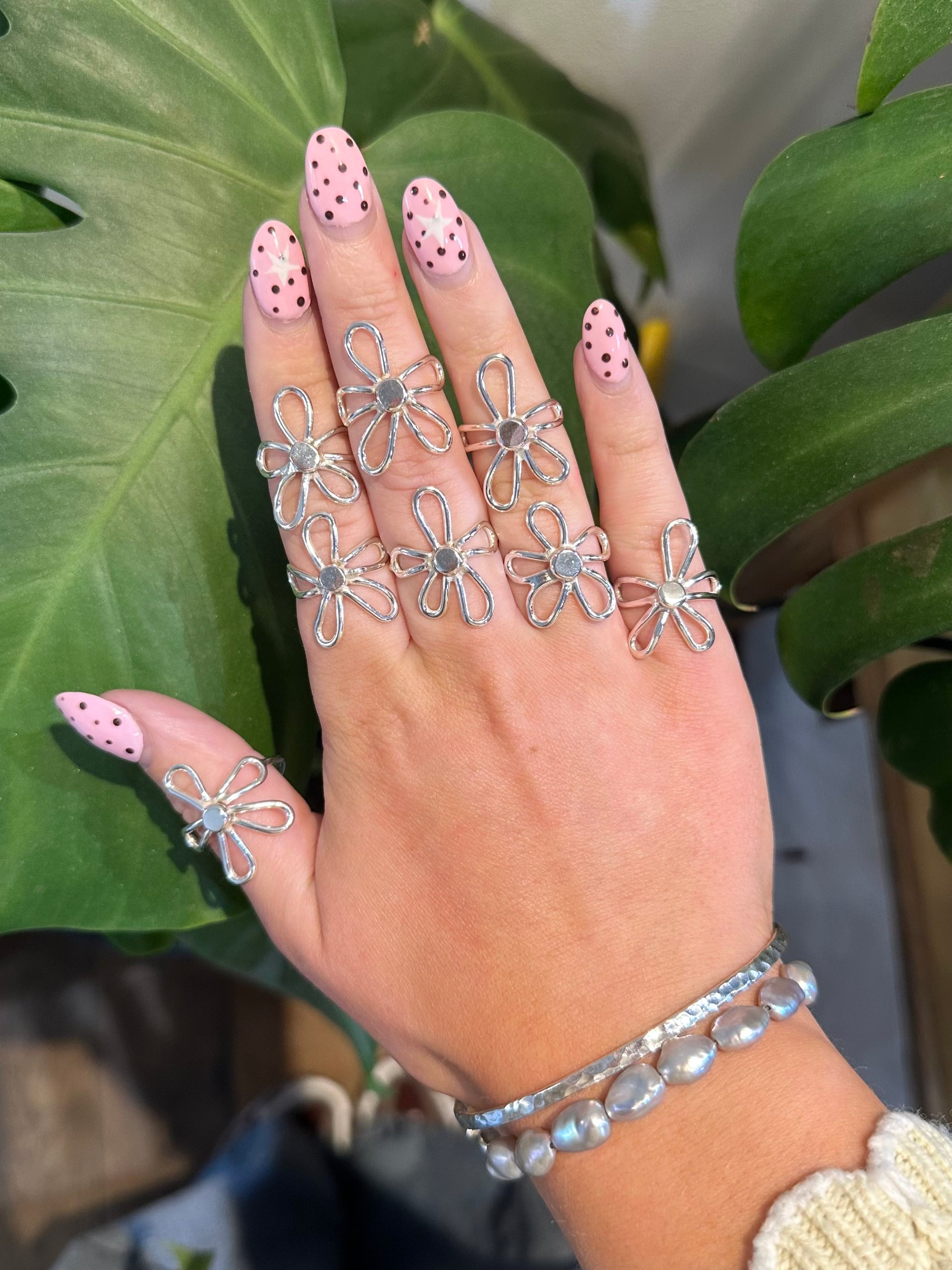 The MINI ABBY RIng