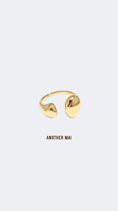 Amelia Ring Gold