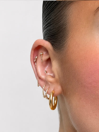 The Tabby T-bar Hoops