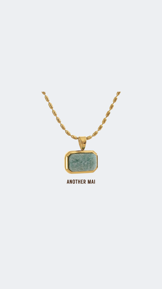 Oceania Gold Necklace