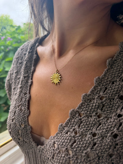 Nalu Necklace Gold