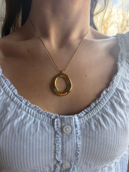 The Pia Necklace