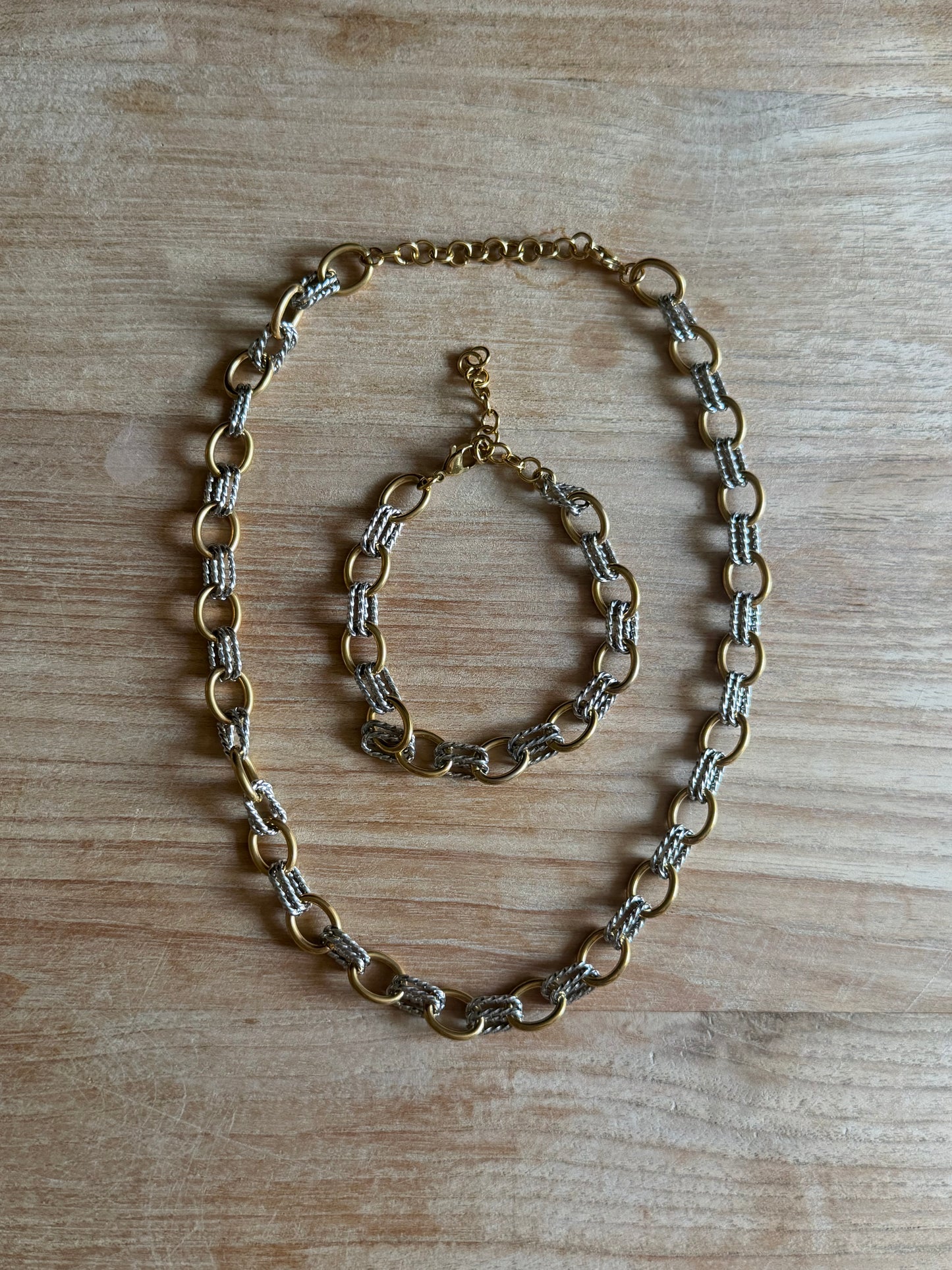 Allie Necklace Mixed Metal