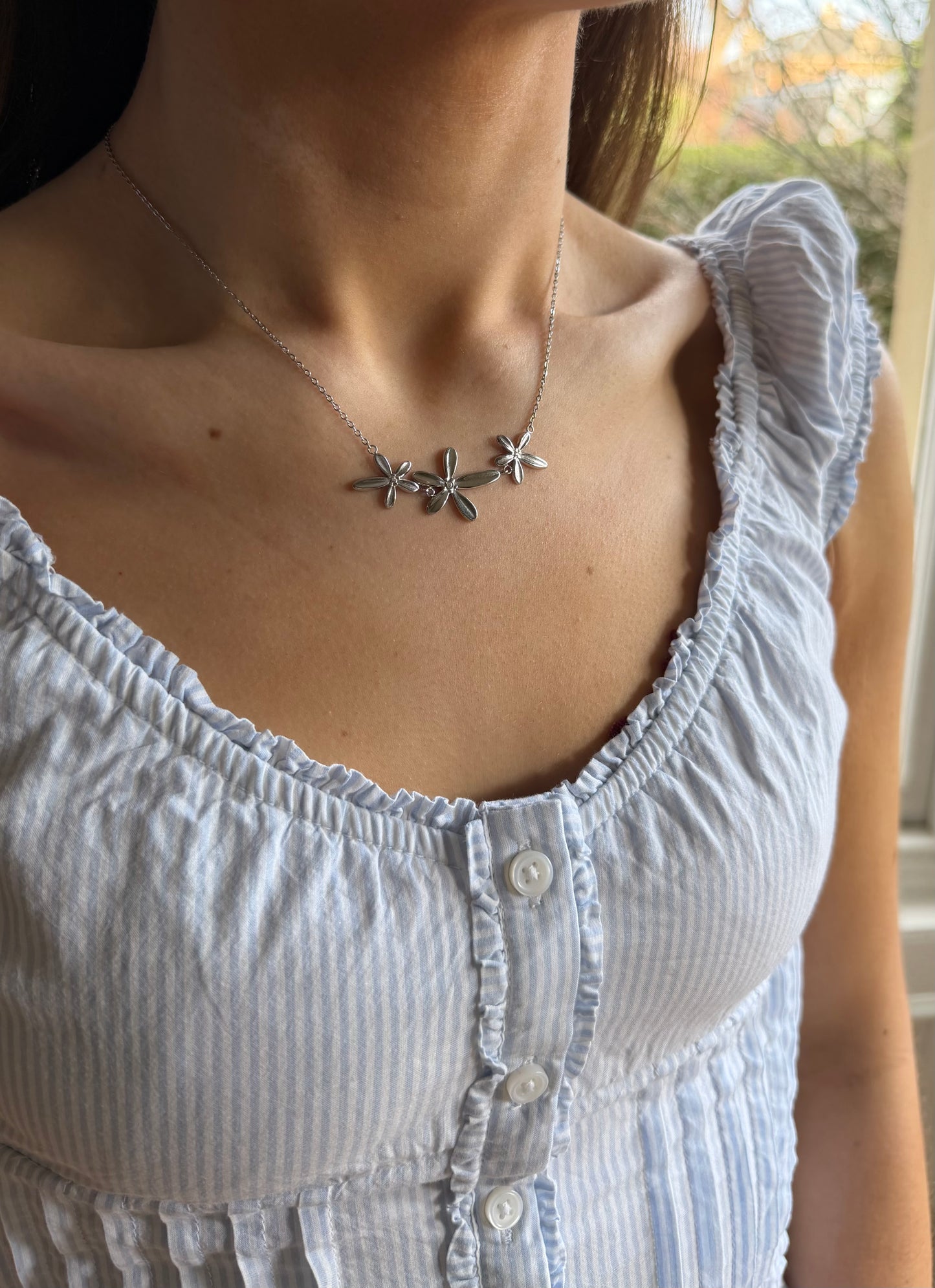 The Lilia Silver Necklace