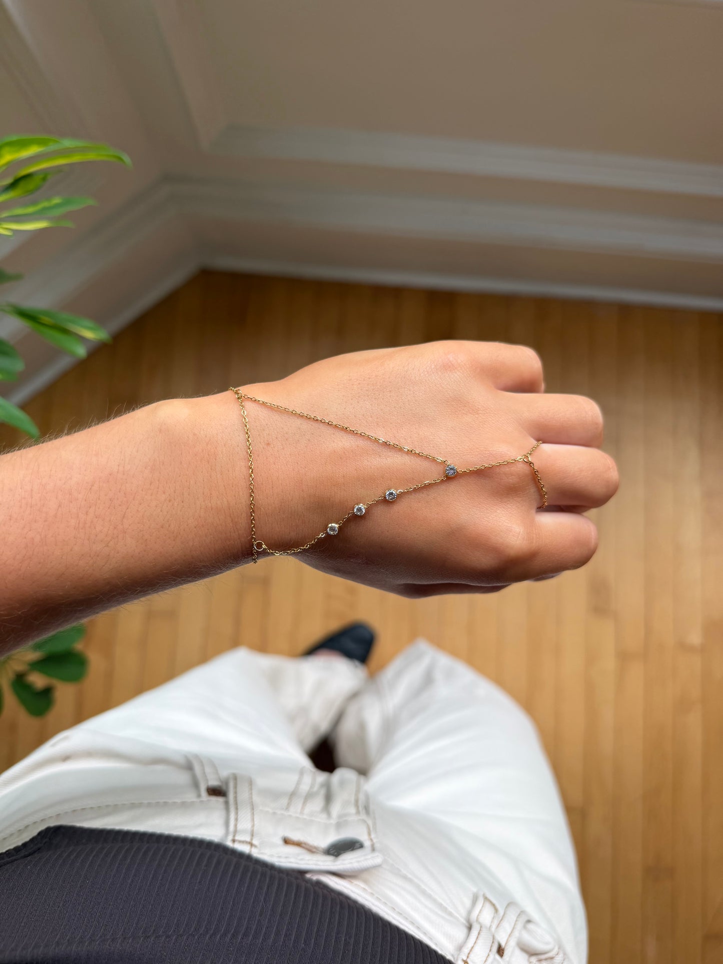 Dune Handchain Gold