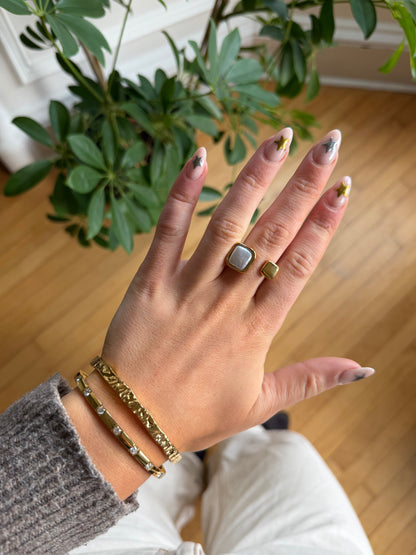 The Flo Ring