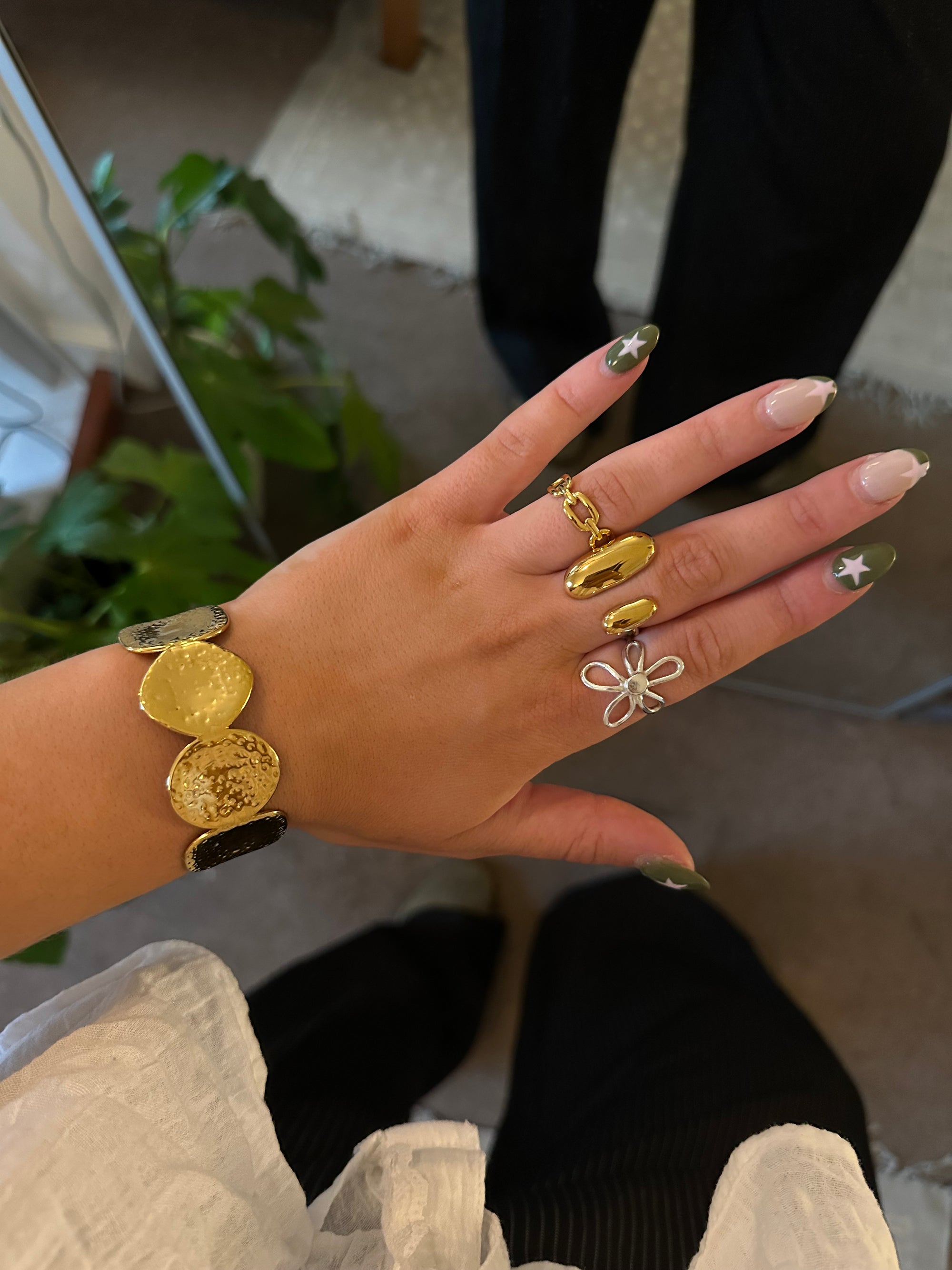 Nula Bangle