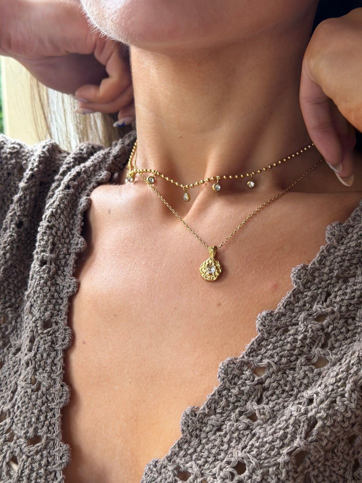 Cove Necklace Crystal